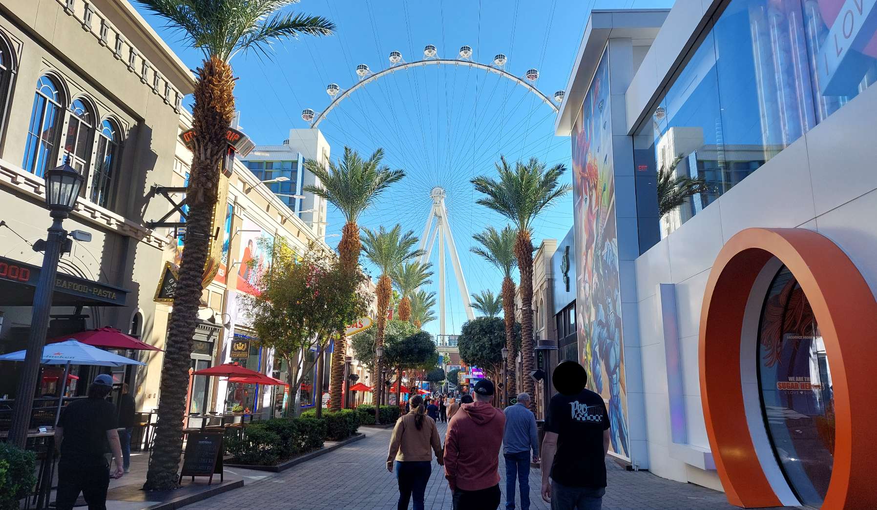 ラスベガスの新名所!BLVD Las Vegas 無料の展望台からの眺めが凄い ラスベガスの新名所!BLVD Las Vegas 無料の展望台からの眺めが凄い